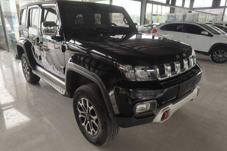 Used BAIC Off-Road BJ40 2020 2.0T Automatic Two-Wheel Drive Urban Hunter Edition Pioneer Version
