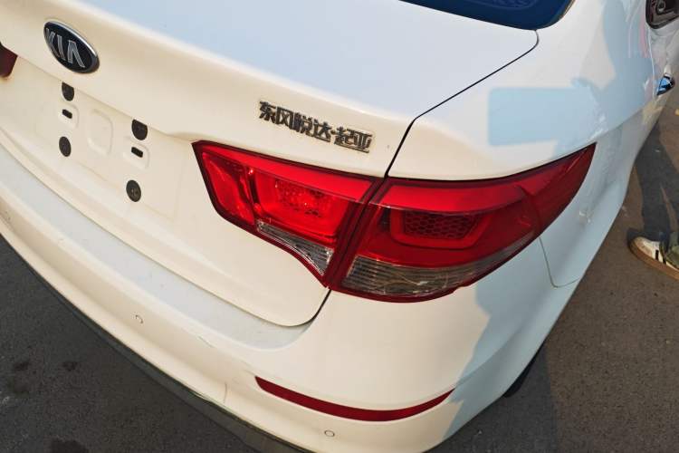 Used Kia K2 2015 Sedan 1.4L MT GLS