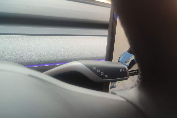 Used Tesla Model Y 2024 Long-Range All-Wheel-Drive Version
