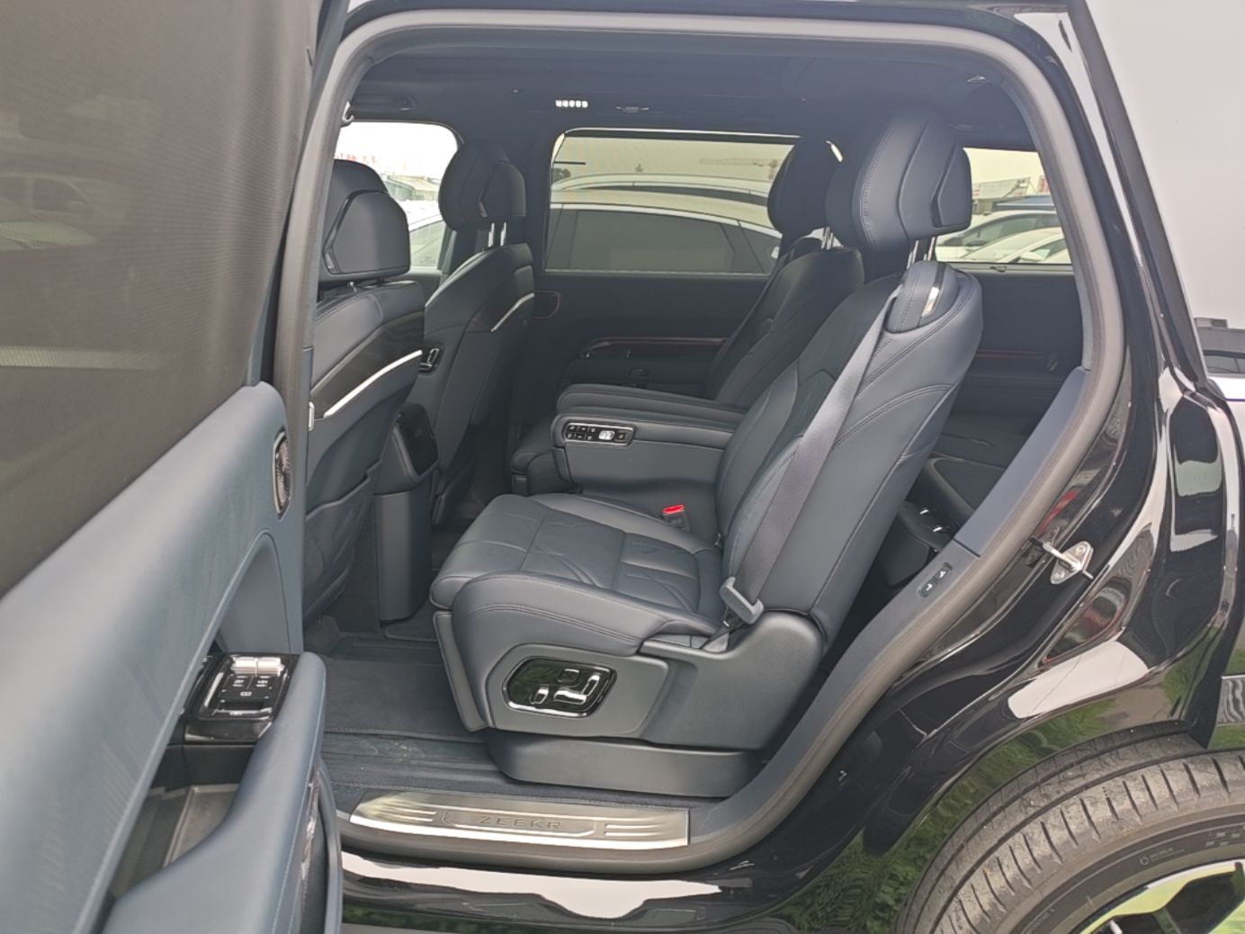 Zeekr 9X 2025 Ultra Edition 70kWh — снимка 20