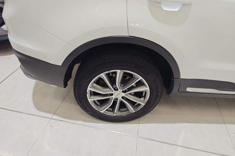 Used Geely Auto Emgrand X7 Sport 2018 1.8TD Automatic Two-Wheel Drive Zhiya Model