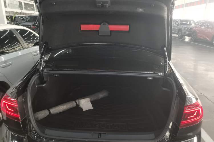 Used Volkswagen Magotan 2020 330TSI DSG Luxury Edition
