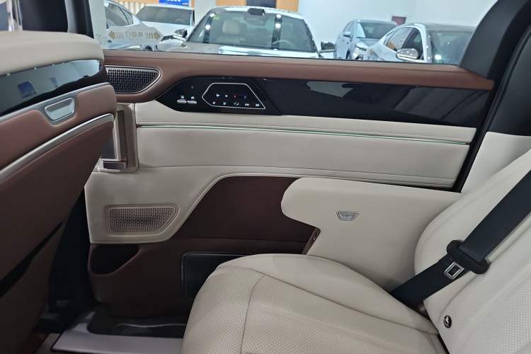 Used BYD Xia 2025 DM-i 1.5T 180km Excellence Model