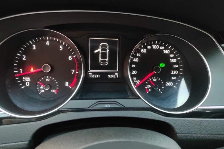 Used Volkswagen Magotan 2019 330TSI DSG Luxury Model China V Standard Instrument Cluster