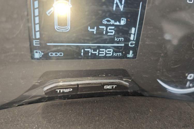 Used Wuling Jiachen 2022 1.5L Manual Enjoyment Elite Model
