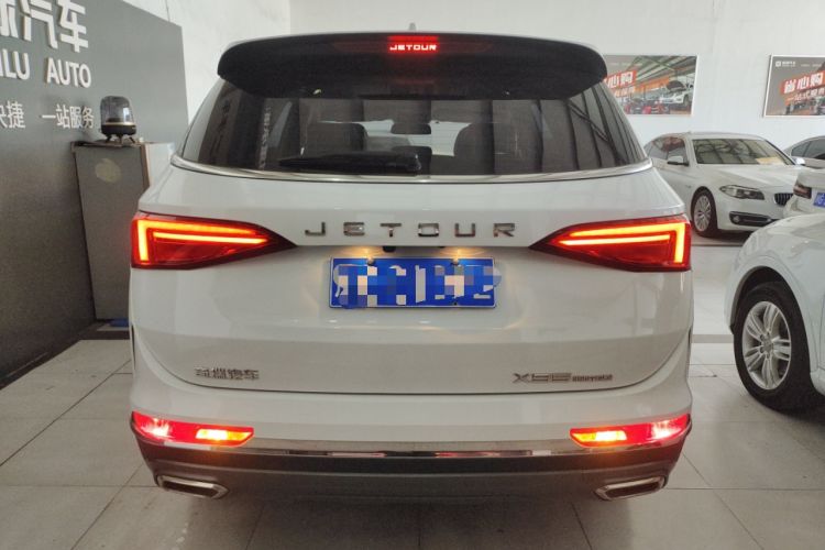 Used JETOUR X95 2023 Revised 1.6T DCT Ultimate Edition 7 Seats Rear