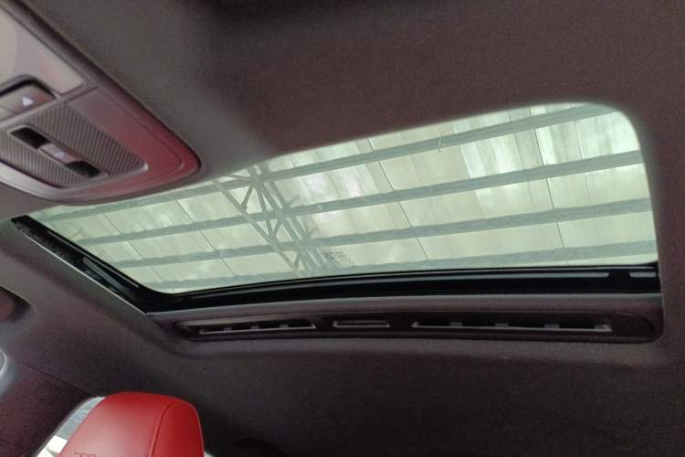 Used MG 6 2020 1.5T Automatic Trophy Luxury Edition Headliner