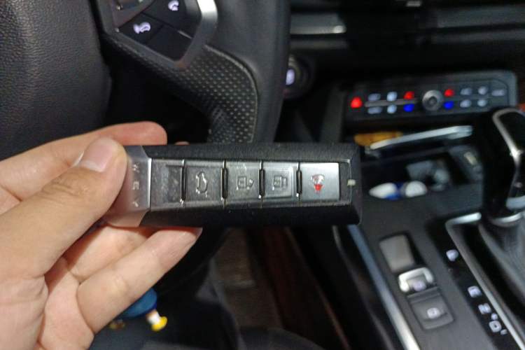 Used Wey VV5 2017 2.0T Ultra-Luxury Version
