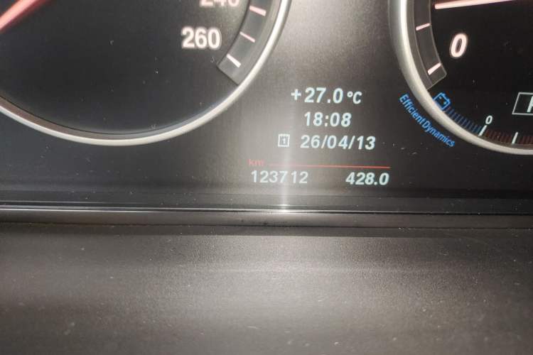 Used BMW X3 2013 xDrive20i Luxury Edition Odometer Close Up