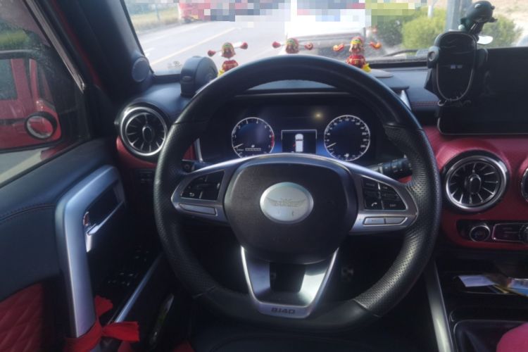 Used BAIC Off-Road BJ40 2018 PLUS 2.0T Manual Four-Wheel Drive Premium Edition China V