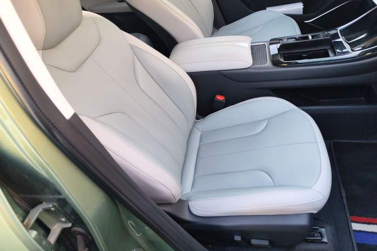 Used Venucia V DD-i 2023 110 km iE Version
