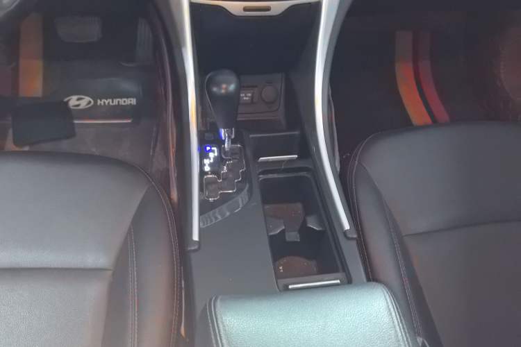 Used Hyundai Sonata 2015 Classic 2.0L Automatic Leading Edition