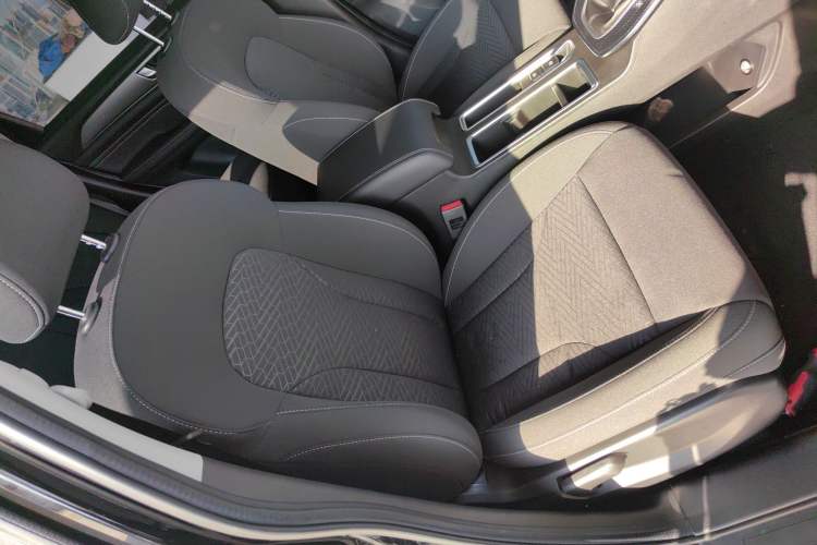 Used Haval M6 2023 PLUS 1.5T Manual Elite Smart Connectivity Model
