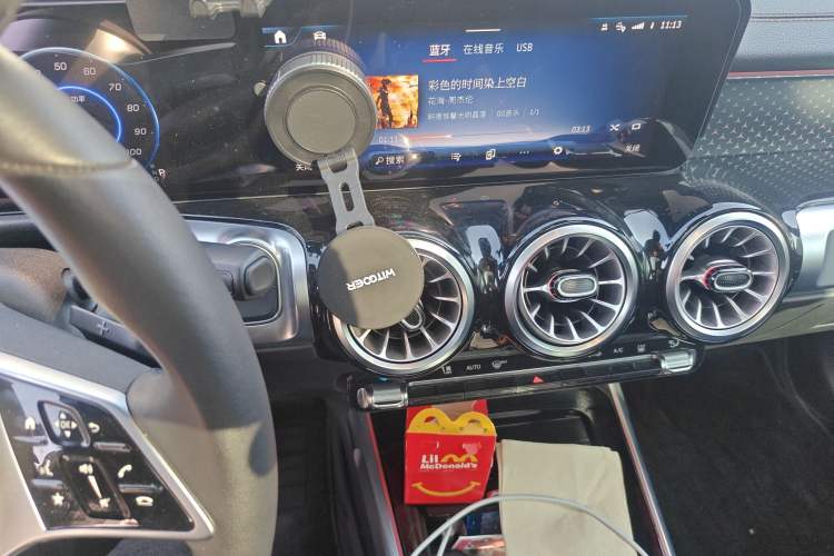 Used Mercedes-Benz EQB 2025 EQB 260 Audio And AC Panel