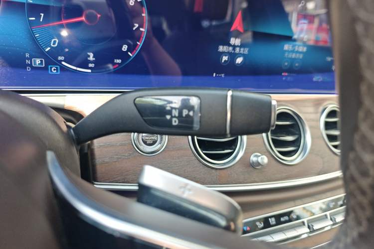 Used Mercedes-Benz E-Class 2022 Second Facelift E 300 L Luxury Edition
