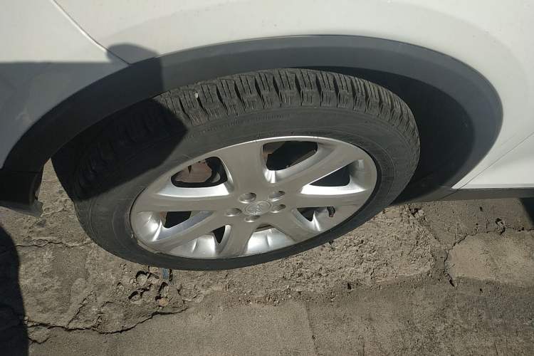 Used Buick Encore 2015 1.4T Automatic Two-Wheel Drive Urban Leading Model
