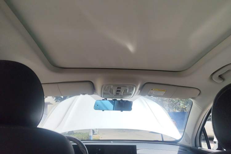 Used Roewe RX5 eMAX 2022 1.5T PHEV Fearless Deluxe Edition
