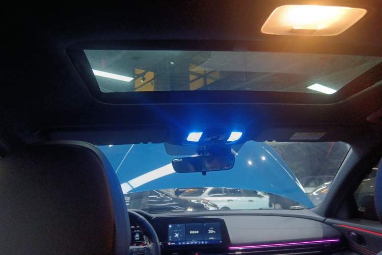 Used Hyundai Elantra 2021 240TGDi DCT LUX Prestige Edition
