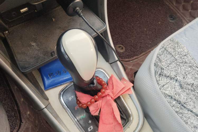 Used Brilliance Junjie FSV 2011 New Edition 1.5L Automatic Comfort Model Gear Lever