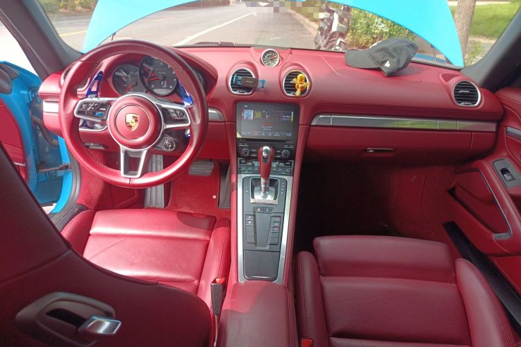 Used Porsche 718 2018 Cayman 2.0T
