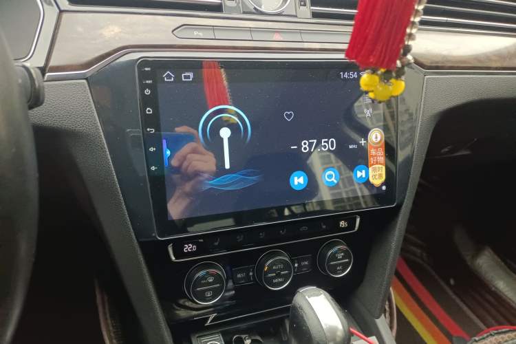 Used Volkswagen Magotan 2018 330TSI DSG Luxury Model Audio And AC Panel