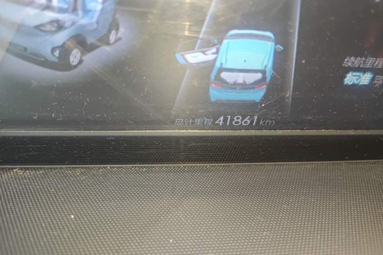 Used Baojun E100 2019 250KM Smart Drive Edition Odometer Close Up