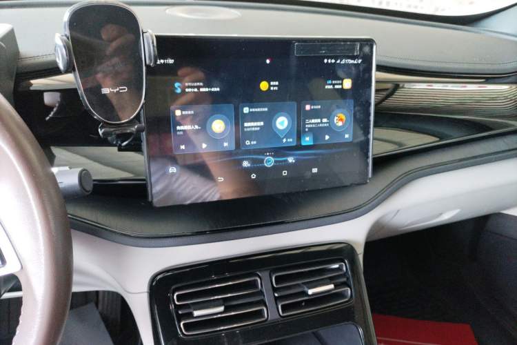 Used BYD Qin PLUS 2024 HONOR Edition DM-i 55KM Leading Model
