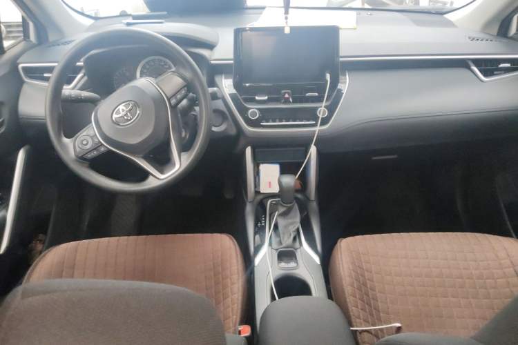 Used Toyota FRONTLANDER 2022 2.0L CVT Elite Edition