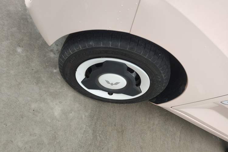 Used Wuling Hongguang MINIEV 2021 Macaron Fashion Edition Lithium-Ion Battery