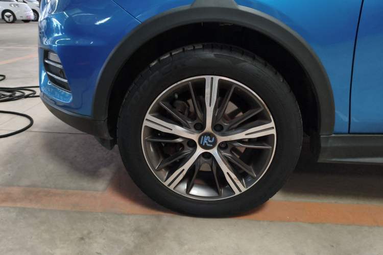 Used BYD Yuan New Energy 2018 EV360 Smart Connected Cool Model