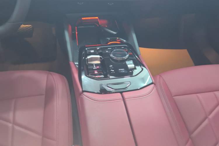 Used BMW 5 Series 2025 525Li M Sport Package