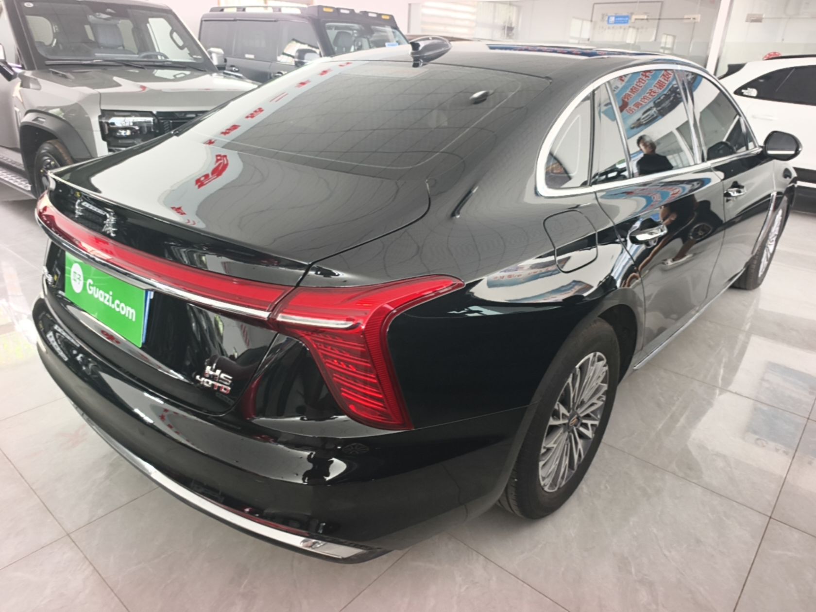 Hongqi H5 2024 2.0T Automatic Smart Connect Flagship Edition - Chinese Trim Xiang — снимка 6