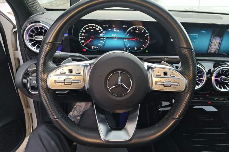 Used Mercedes-Benz A-Class 2021 A 200 L Sport Sedan Fashion Model