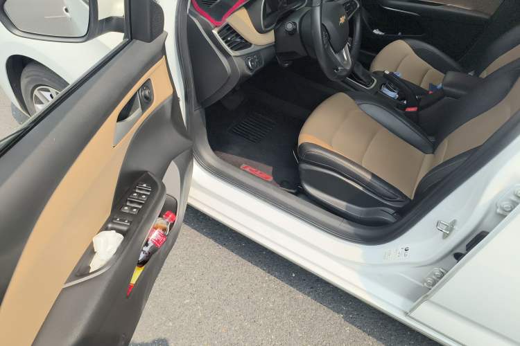 Used Chevrolet Monza 2022 320 Automatic Enjoyment Sunroof Version Driver Seat