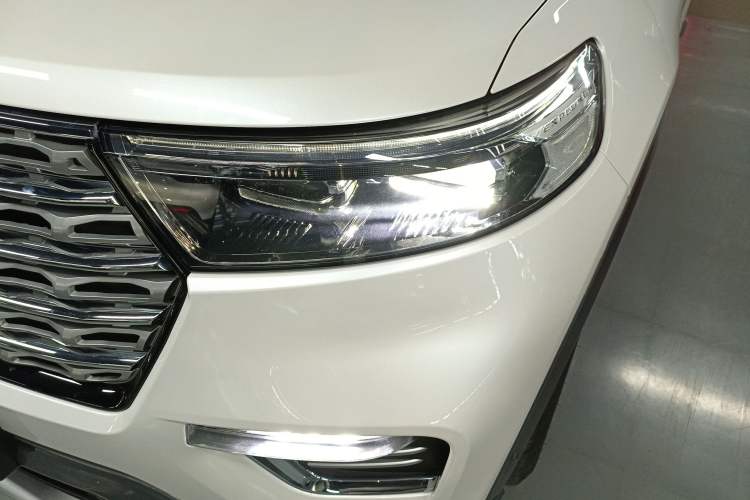 Used Ford Explorer 2020 EcoBoost 285 4x4 Titanium Edition 6 Seats