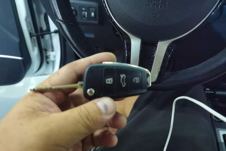 Used JAC Refine S2 2015 1.5L Manual Luxury Smart Model