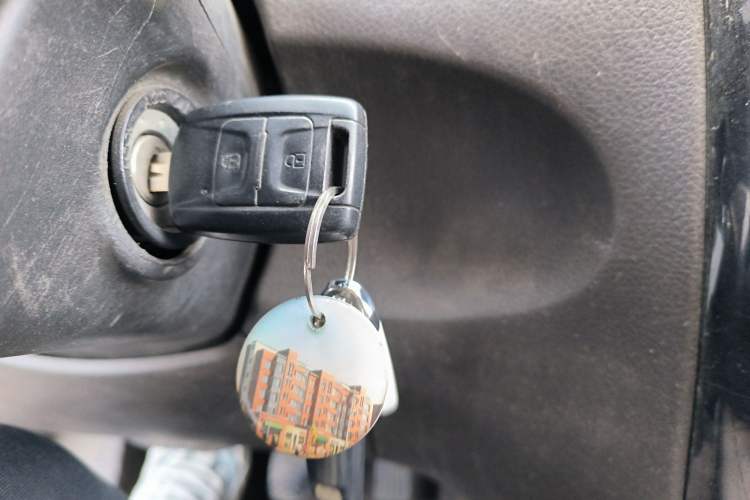 Used Wuling Rongguang V 2016 1.5L Standard Version