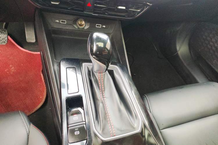 Used MG 5 2021 180 DVVT CVT Youth Luxury Edition
