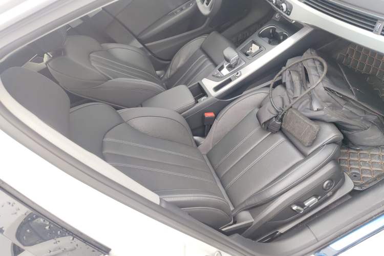 Used Audi A4L 2024 40 TFSI Fashion Dynamic Model