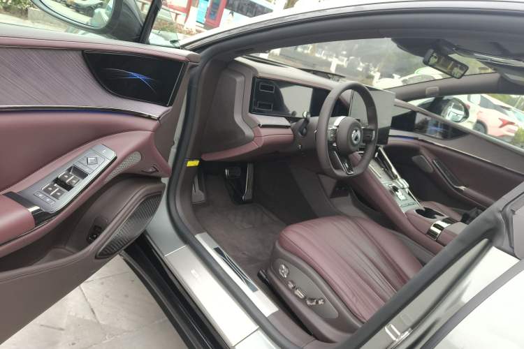 Used Denza Z9GT 2024 1100 Four-Wheel Drive Max Edition Driver Seat