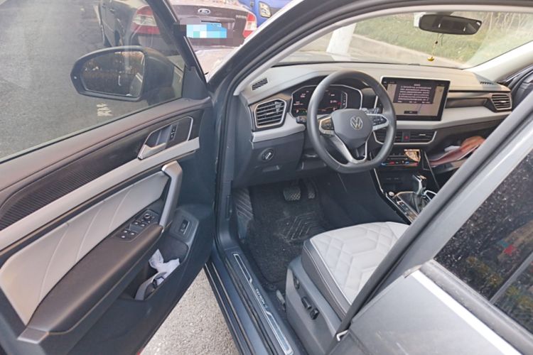 Used Volkswagen Tayron 2023 330TSI Two-Wheel-Drive Luxury Plus Advanced Version
