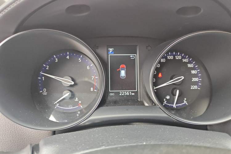 Used Toyota IZOA 2020 2.0L Yi Xiang CARE
