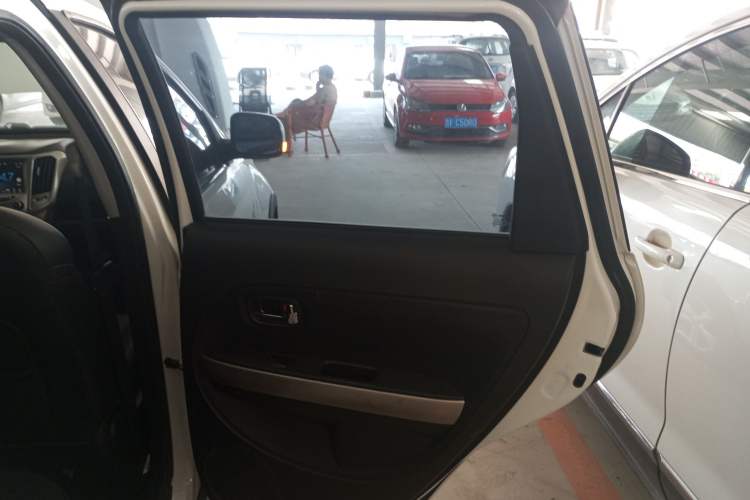 Used Haval H1 2016 Red Label 1.5L Manual Luxury Model