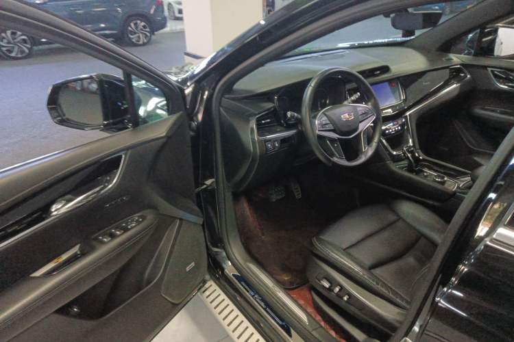 Used Cadillac XT5 2020 28T Luxury Version