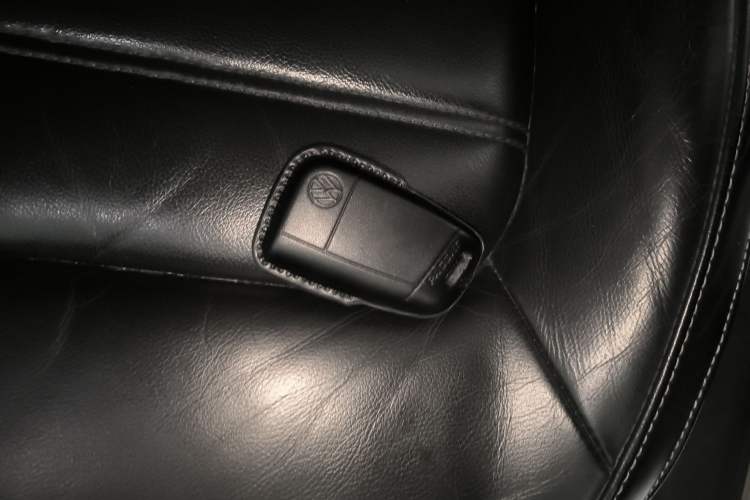 Used Volkswagen Passat 2017 330TSI DSG Luxury Edition Interior 1