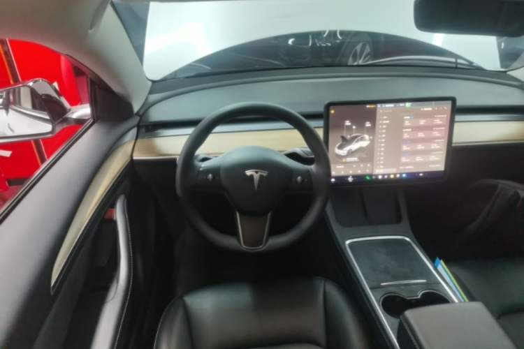 Used Tesla Model 3 2023 Rear-Wheel-Drive Version