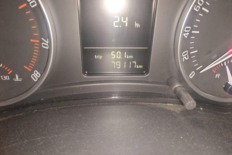 Used Skoda Octavia 2012 1.6L Manual Eado Edition Odometer Close Up