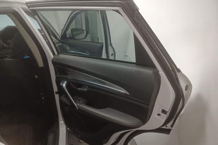 Used JETOUR X70 PLUS 2023 1.5T DCT Brave PLUS 5-Seater