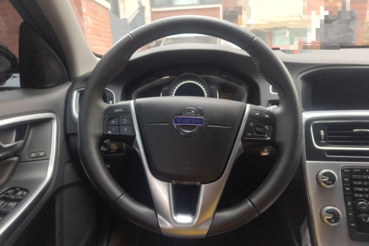 Used Volvo V60 2017 Cross Country T5 AWD China V Standard