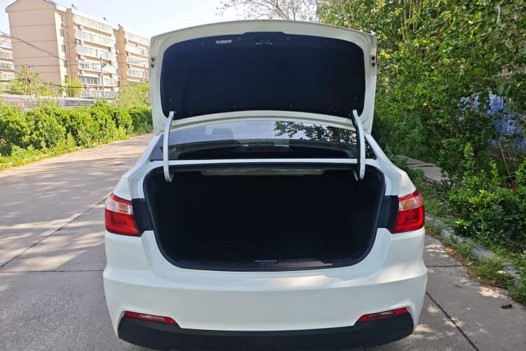 Used CHANGAN Eado DT 2021 1.6L Automatic Luxury Model
